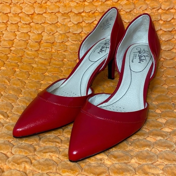 LifeStride Saldana d'Orsay Pump - Picture 1 of 6